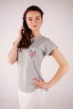 T-shirt szary z haftem spiskim