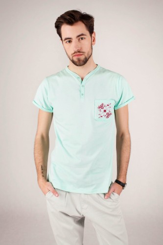 T-shirt miętowy z haftem kaszubskim
