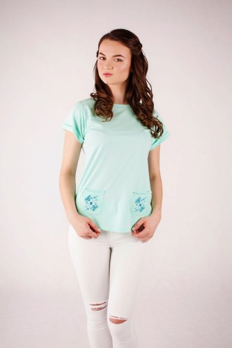 T-shirt miętowy z haftem kaszubskim