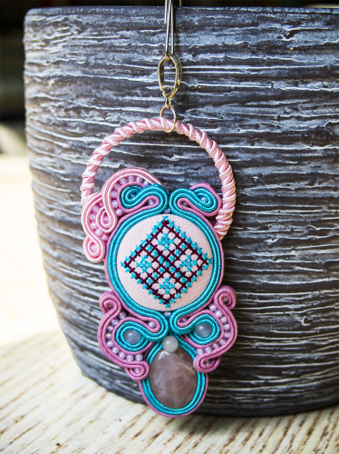 Wisior sutasz haft kielecki