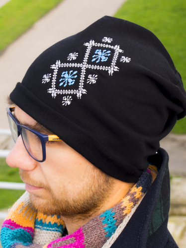 Czapka czarna z haftem włodawskim