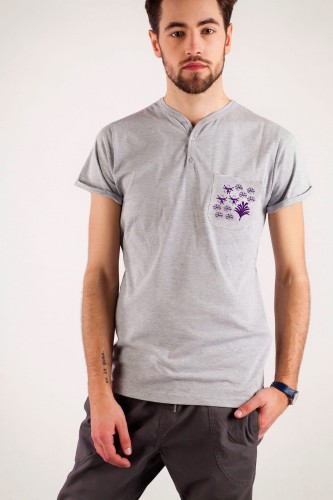 T-shirt szary z haftem warmińskim