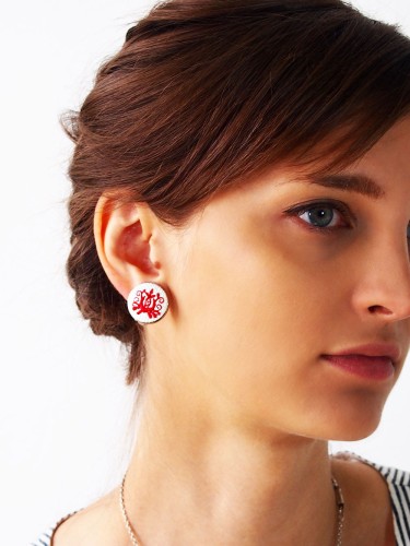 Klipsy białe z haftem kaszubskim