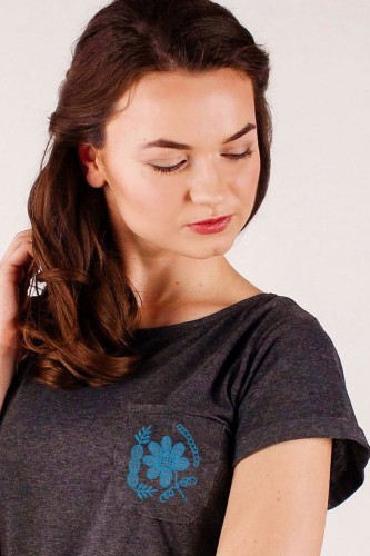 T-shirt grafitowy z haftem górnośląskim
