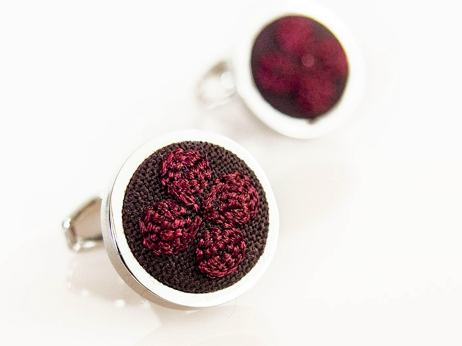 Spinki z haftem biłgorajskim