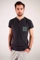 T-shirt grafitowy z haftem kieleckim