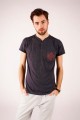 T-shirt grafitowy z haftem krakowskim