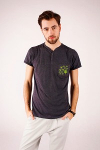 T-shirt grafitowy haft warmiński