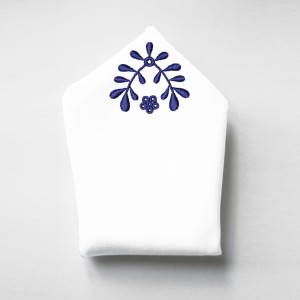 Poszetka folk biała, haft krakowski granatowy 