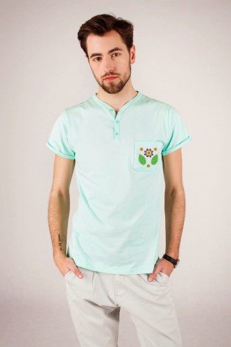 T-shirt miętowy z haftem mazowieckim