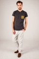 T-shirt grafitowy z haftem rzeszowskim