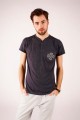 T-shirt grafitowy z haftem krakowskim